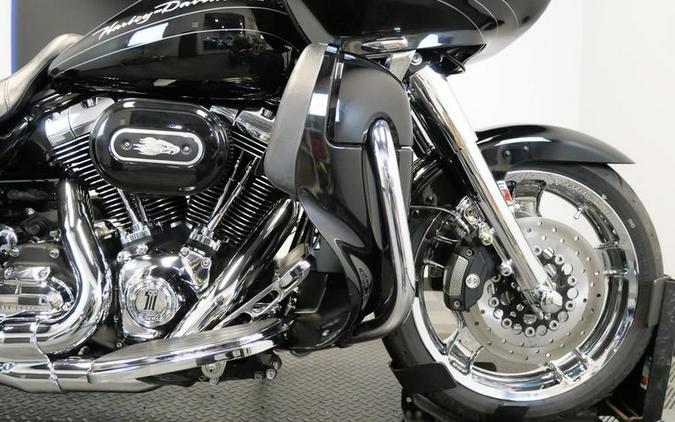 2010 Harley-Davidson® FLTRX - Road Glide® Custom