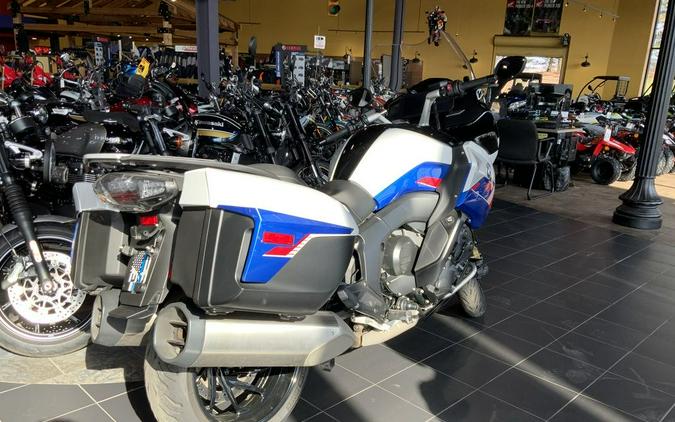 2022 BMW K 1600 GT Light White/Racing Blue Metallic/Racing Red