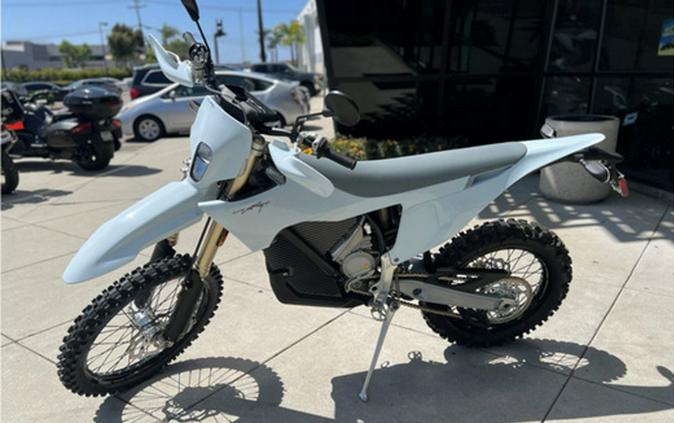 2025 Stark VARG EX 80 HP