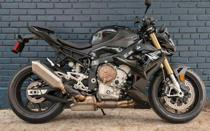 2024 BMW S 1000 R