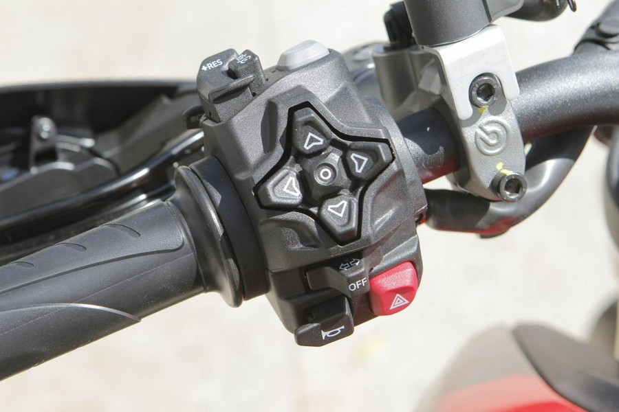 2026 Ducati Hypermotard V2