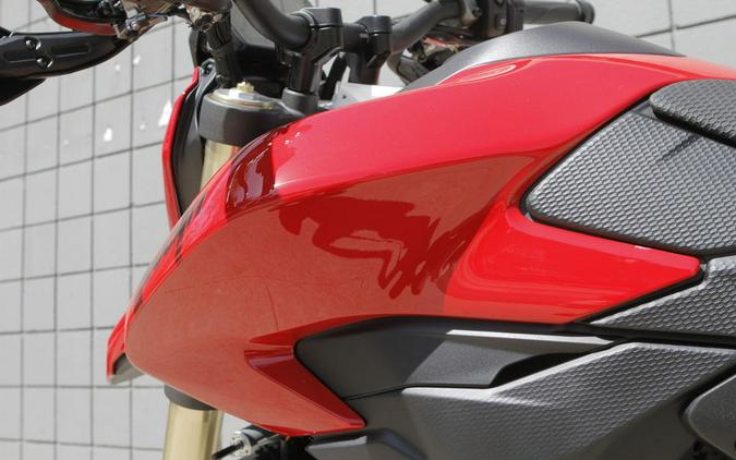 2026 Ducati Hypermotard V2