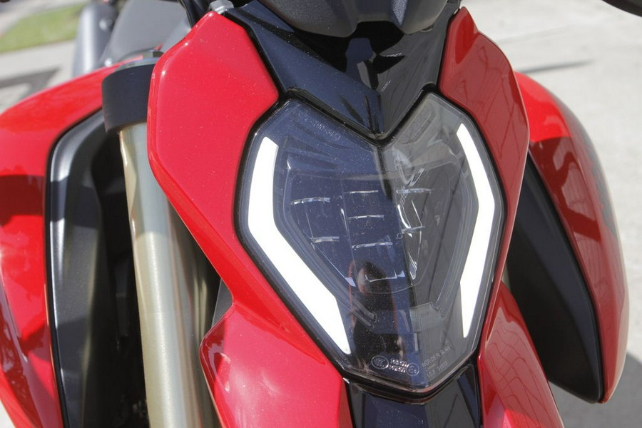 2026 Ducati Hypermotard V2