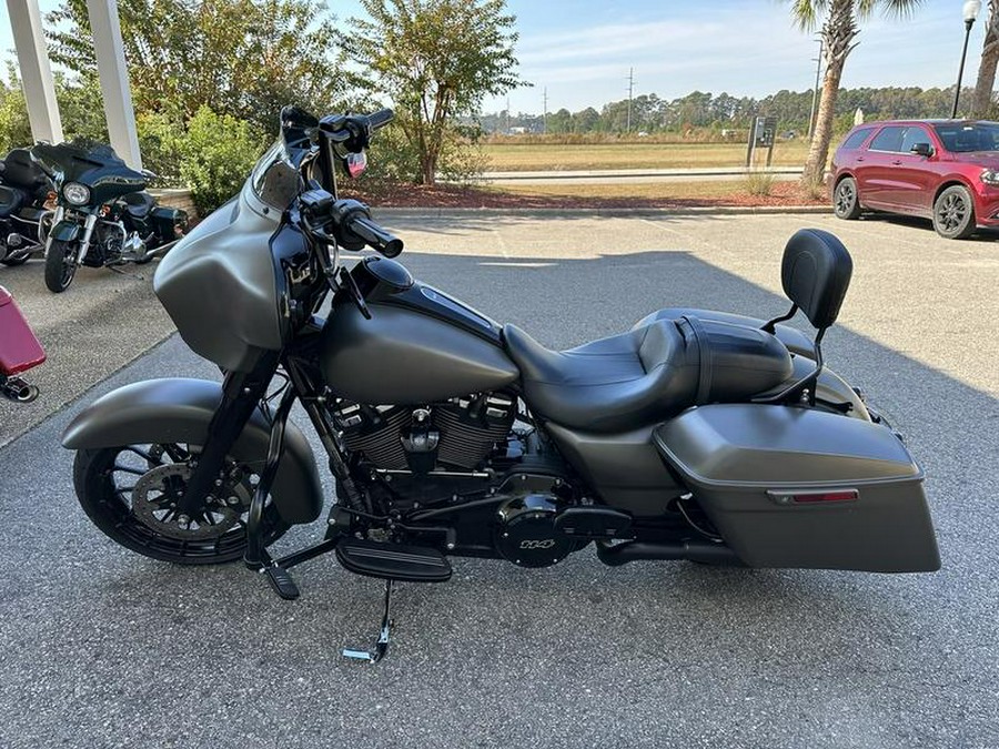 2019 Harley-Davidson® FLHXS - Street Glide® Special