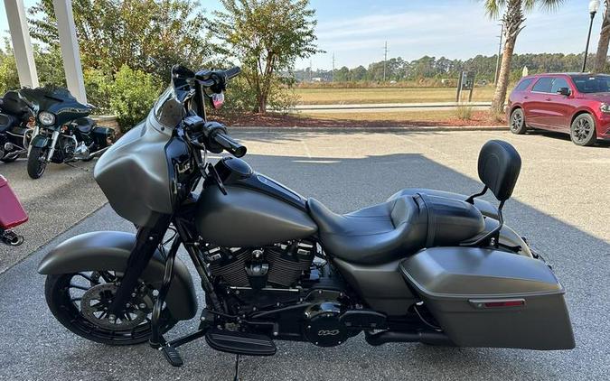 2019 Harley-Davidson® FLHXS - Street Glide® Special