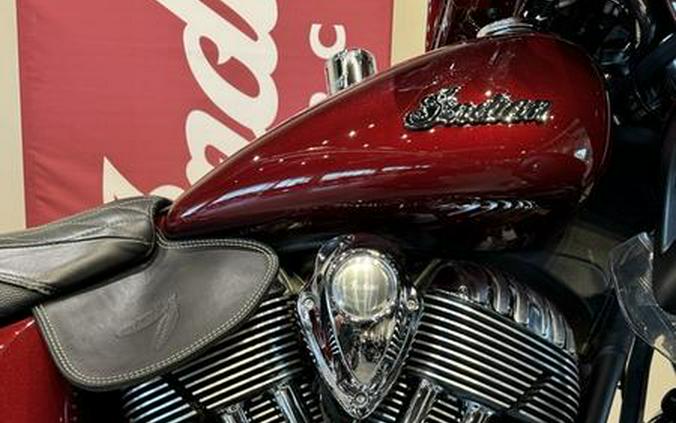 2017 Indian Motorcycle® Roadmaster® Burgundy Metallic