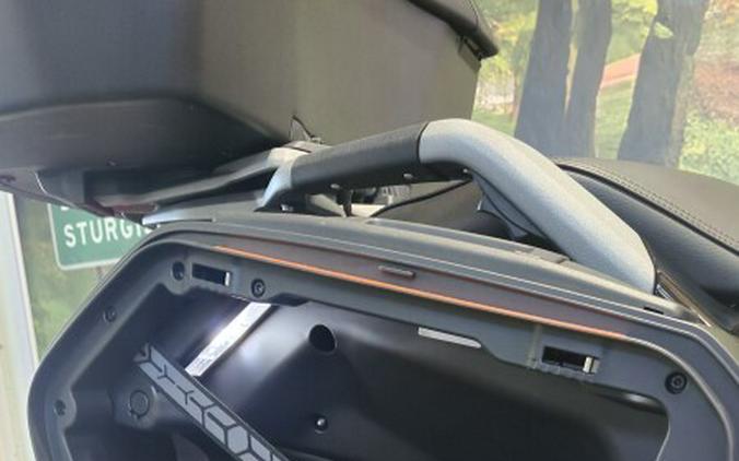 2026 BMW Motorrad R 1300 RT