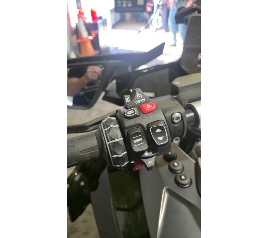 2026 BMW Motorrad R 1300 RT