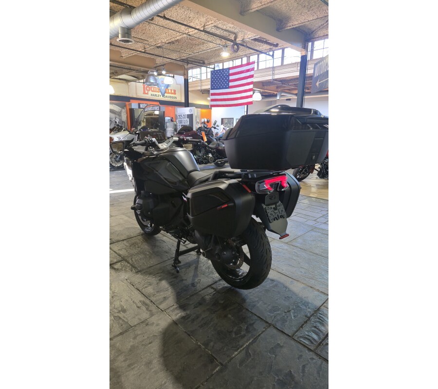 2026 BMW Motorrad R 1300 RT