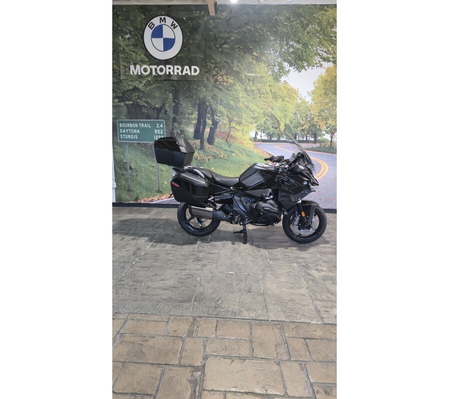 2026 BMW Motorrad R 1300 RT