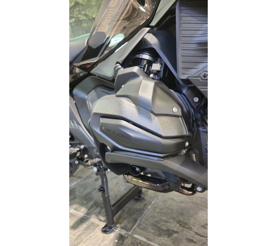 2026 BMW Motorrad R 1300 RT