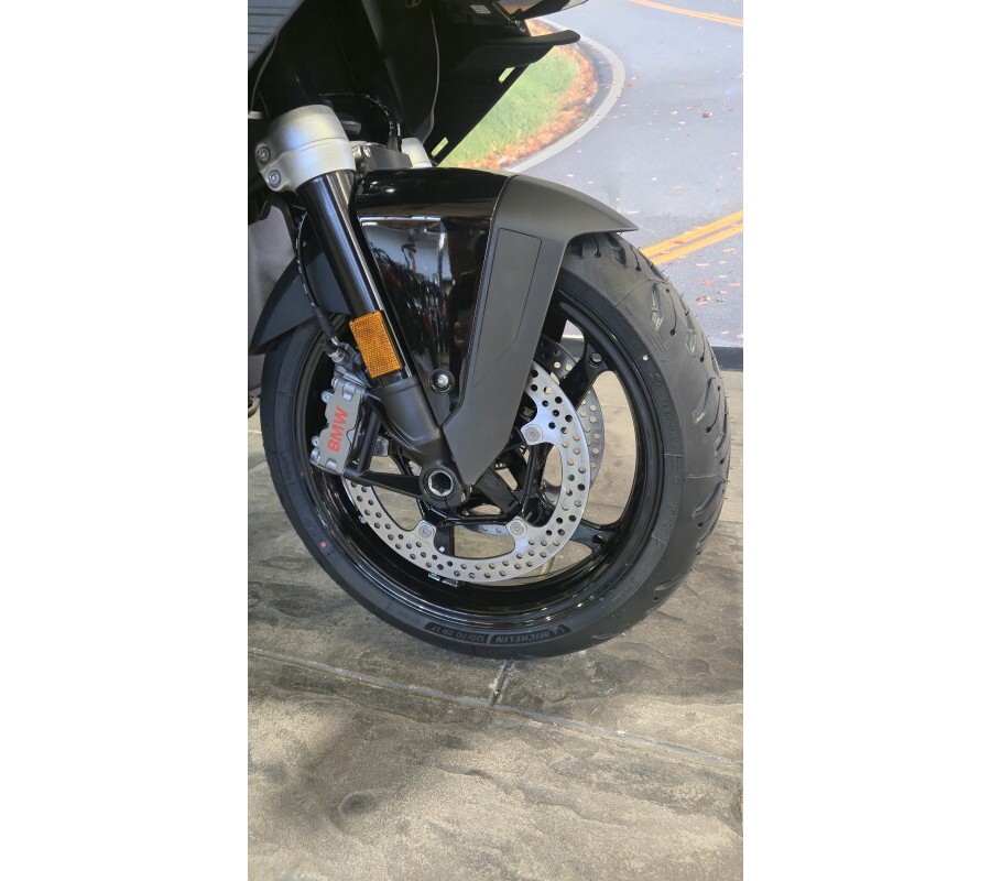 2026 BMW Motorrad R 1300 RT