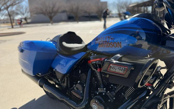 2026 Harley-Davidson® CVO Street Glide ST Electric Coast