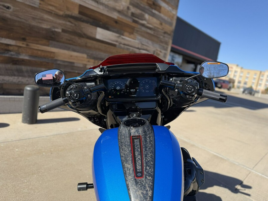 2026 Harley-Davidson® CVO Street Glide ST Electric Coast