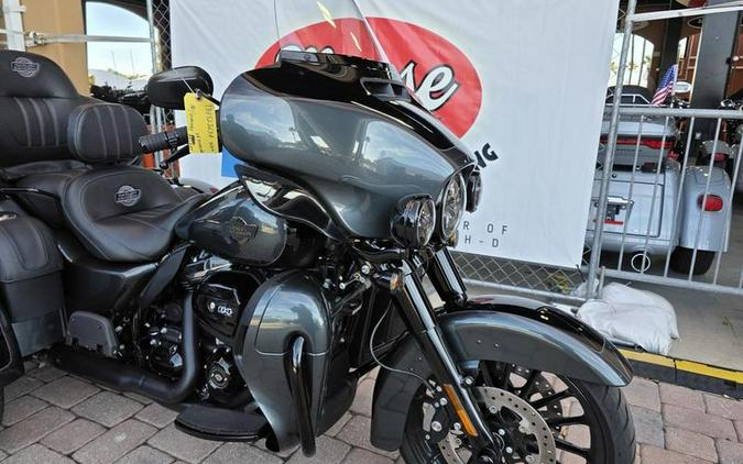 2025 Harley-Davidson® FLHTCUTG - Tri Glide® Ultra