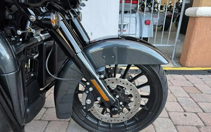 2025 Harley-Davidson® FLHTCUTG - Tri Glide® Ultra