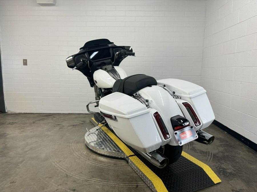 2024 Harley-Davidson Street Glide® WHITE ONYX PRL