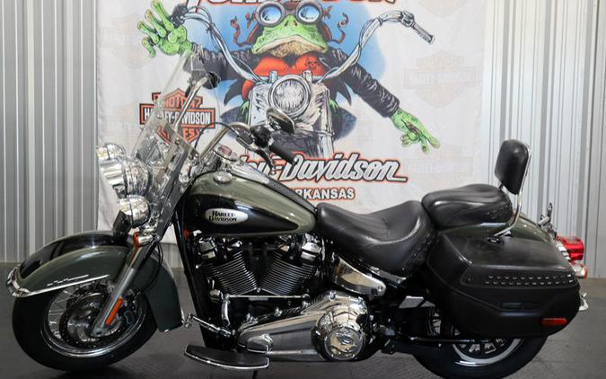 2021 Harley-Davidson® FLHC - Heritage Classic
