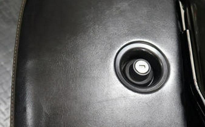 2021 Harley-Davidson® FLHC - Heritage Classic