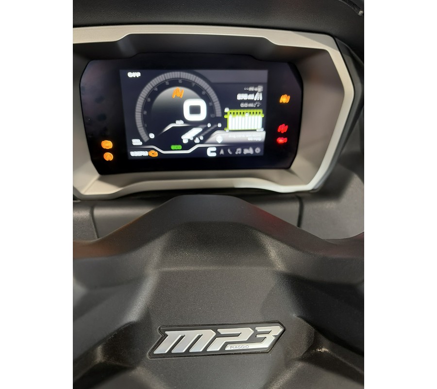2024 Piaggio MP3 530