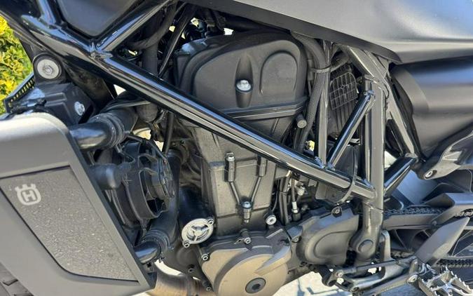 2019 Husqvarna® Svartpilen 701