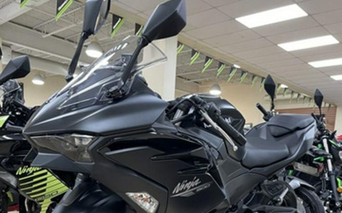 2026 Kawasaki Ninja 500 ABS Metallic Flat Spark Black