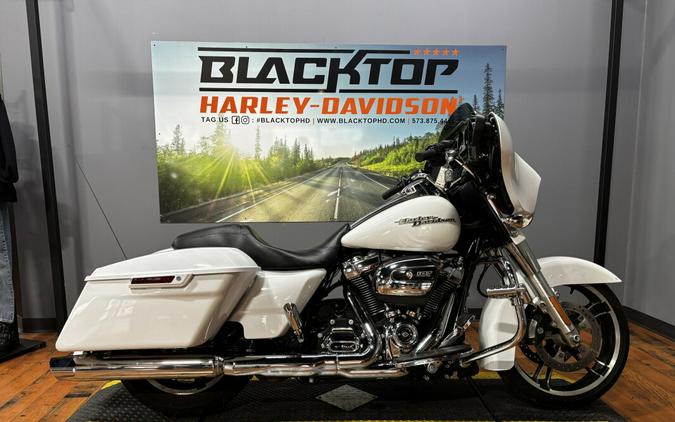 2017 Harley-Davidson® Street Glide® Special CRUSHED ICE PRL