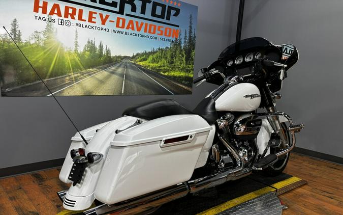 2017 Harley-Davidson® Street Glide® Special CRUSHED ICE PRL