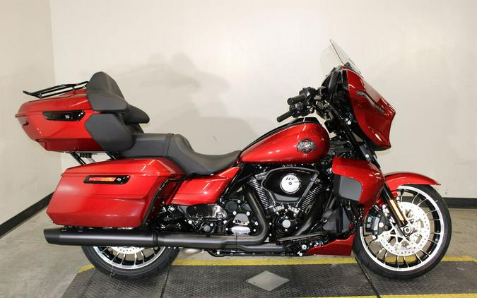 2026 Harley-Davidson® FLHXL - Street Glide® Limited