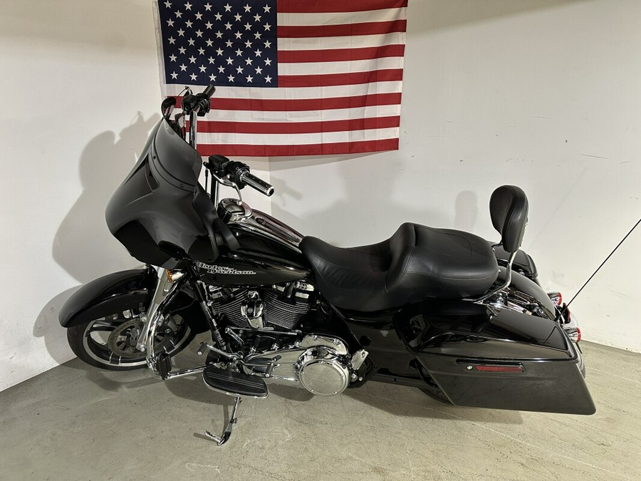 2019 Harley-Davidson Street Glide Vivid Black