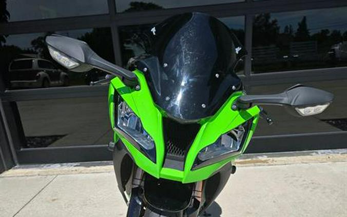 2011 Kawasaki Ninja® ZX™-10R ABS