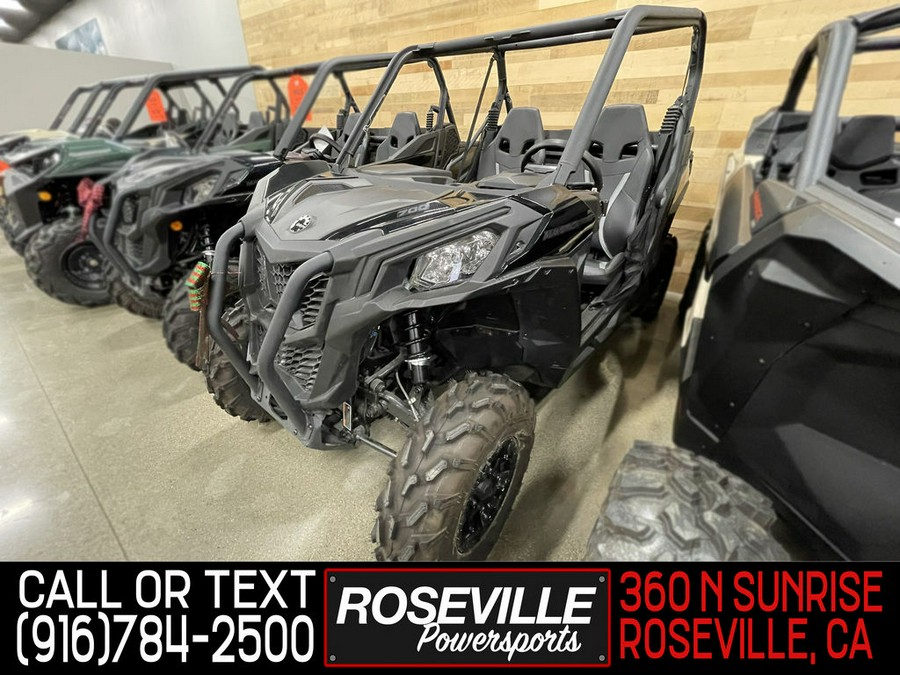 2023 Can-Am™ Maverick™ Trail DPS 700