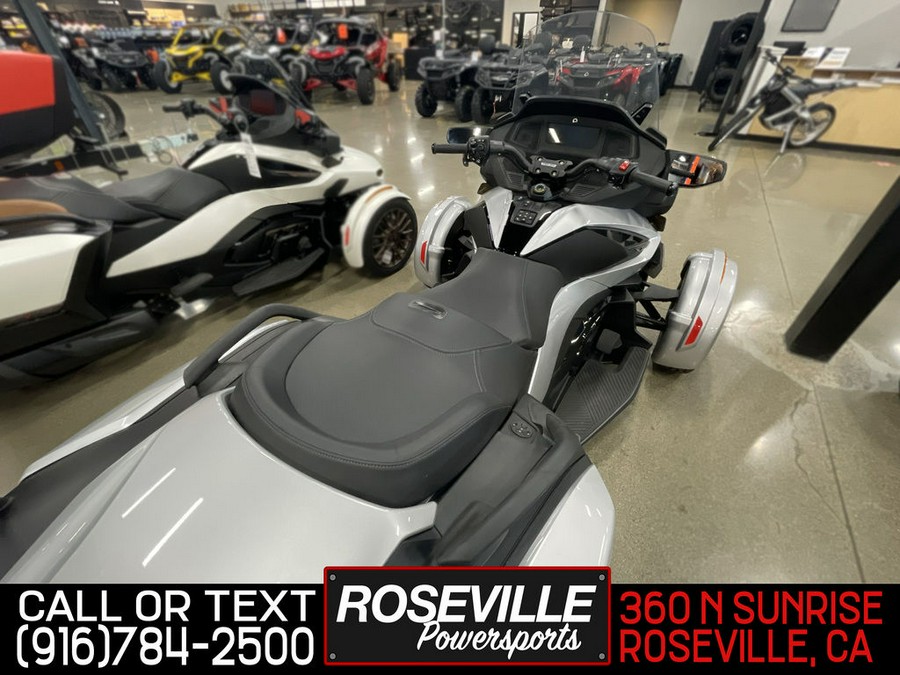 2023 Can-Am™ Spyder RT Base