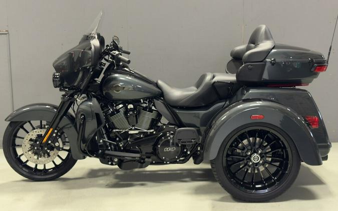 FLHTCUTG 2025 Tri Glide® Ultra