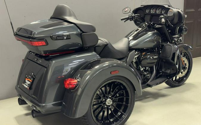FLHTCUTG 2025 Tri Glide® Ultra