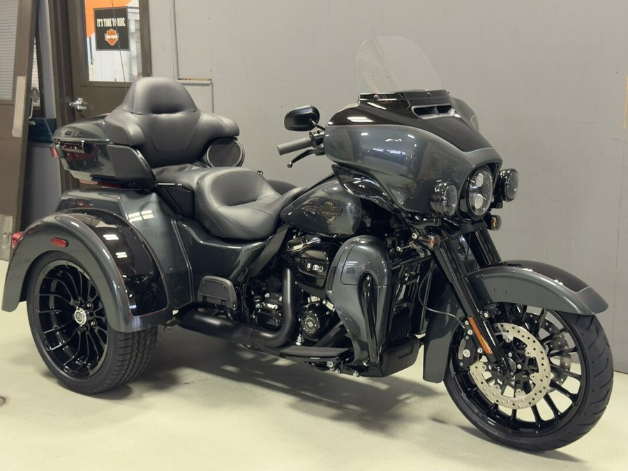 FLHTCUTG 2025 Tri Glide® Ultra
