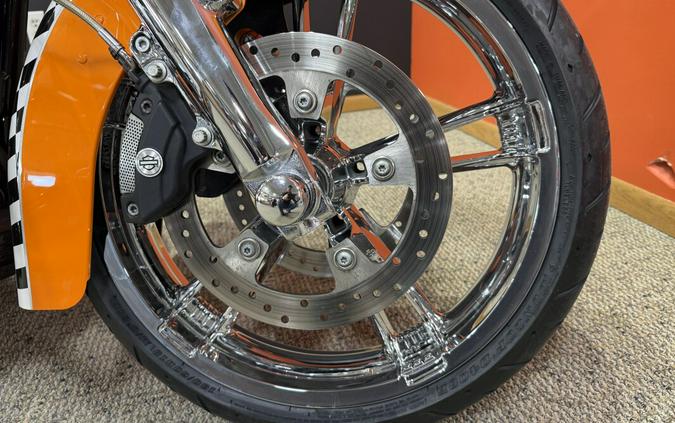 2014 Harley-Davidson® Street Glide® CUSTOM PAINT ORANGE WITH CHECKARD FLAG