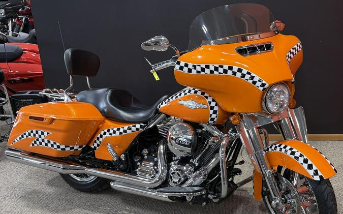 2014 Harley-Davidson® Street Glide® CUSTOM PAINT ORANGE WITH CHECKARD FLAG
