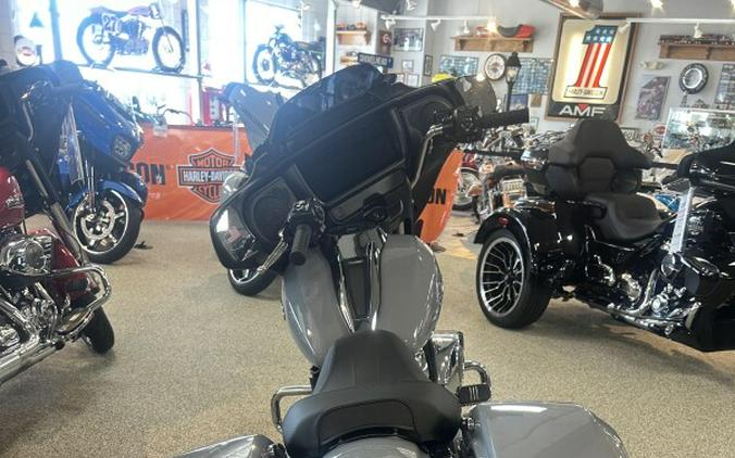 2026 Harley-Davidson® FLHX Street Glide™ Solo