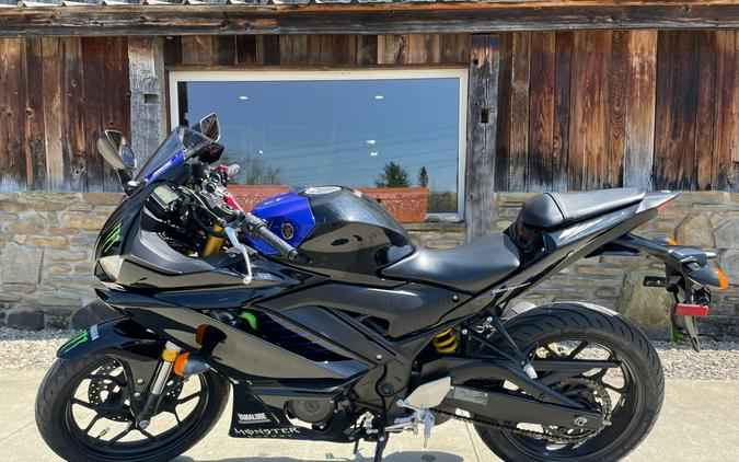 2021 Yamaha YZF-R3 Monster Energy Yamaha MotoGP Edition Monster Energy Yamaha MotoGP Edition