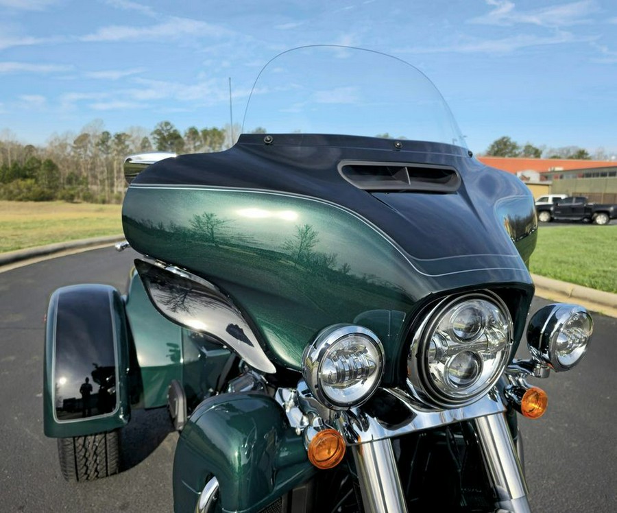 2024 Harley-Davidson® FLHTCUTG - Tri Glide® Ultra