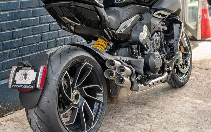 2024 Ducati Diavel V4 Black