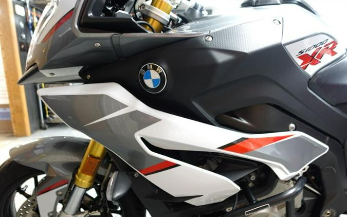 2016 BMW S 1000 XR