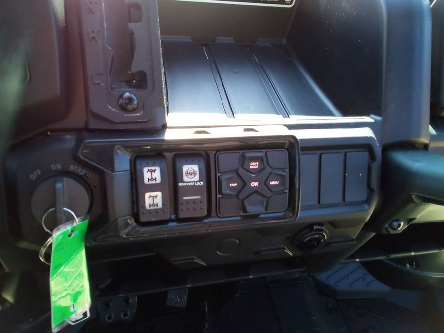 2026 Can-Am Defender XT HD7