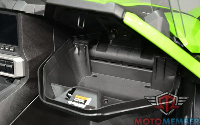 2025 Polaris Slingshot SLINGSHOT SL Autodrive Liquid Lime