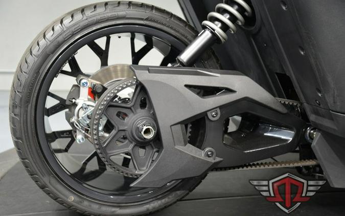 2025 Polaris Slingshot SLINGSHOT SL Autodrive Liquid Lime