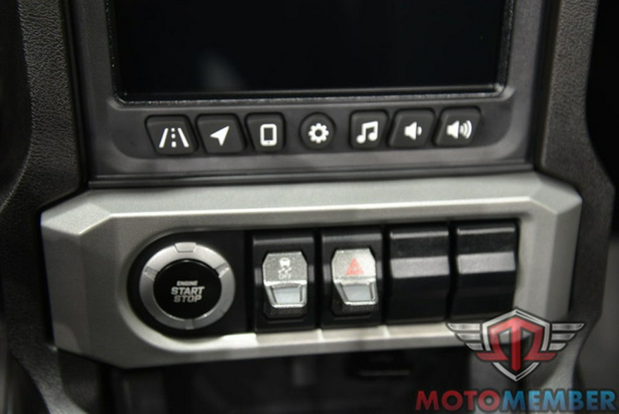 2025 Polaris Slingshot SLINGSHOT SL Autodrive Liquid Lime