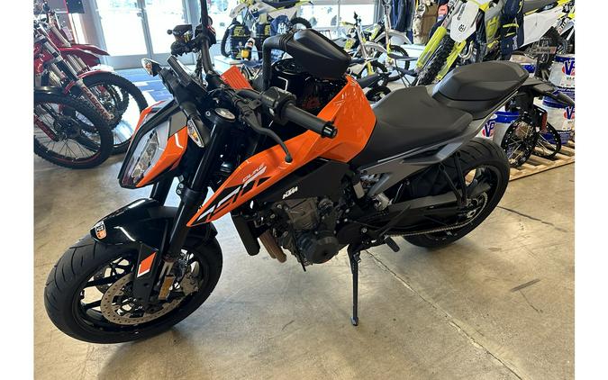 2024 KTM 790 Duke