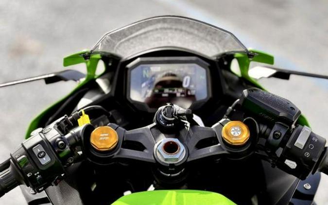 2023 Kawasaki Ninja 400 ZX-4RR ABS KRT Edition