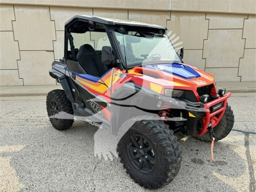 2022 Polaris® GENERAL XP 1000 ULTIMATE